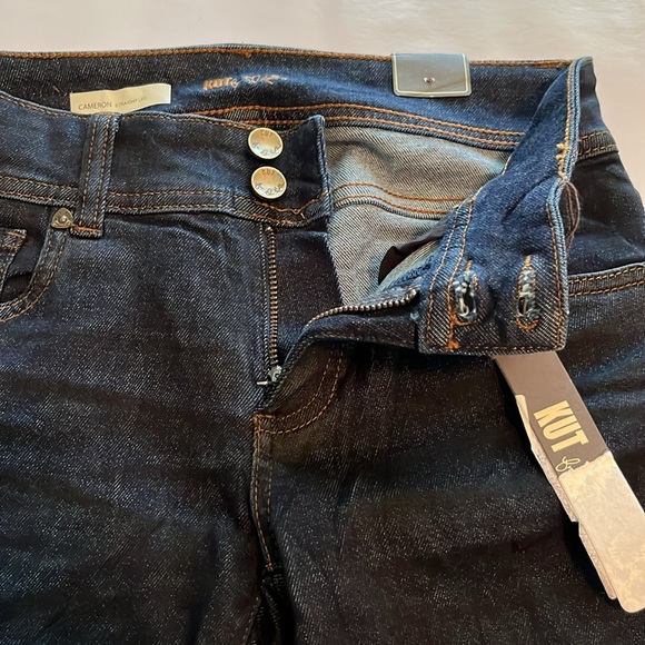 Kut From The Kloth Cameron Straight Leg Mid Rise NWT Size 0 - Picture 16 of 16